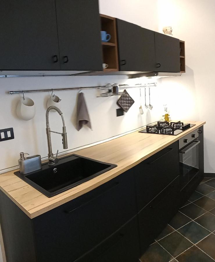 Apartamento Locazione Breve In Pieno Centro "Blue House" Palermo Exterior foto