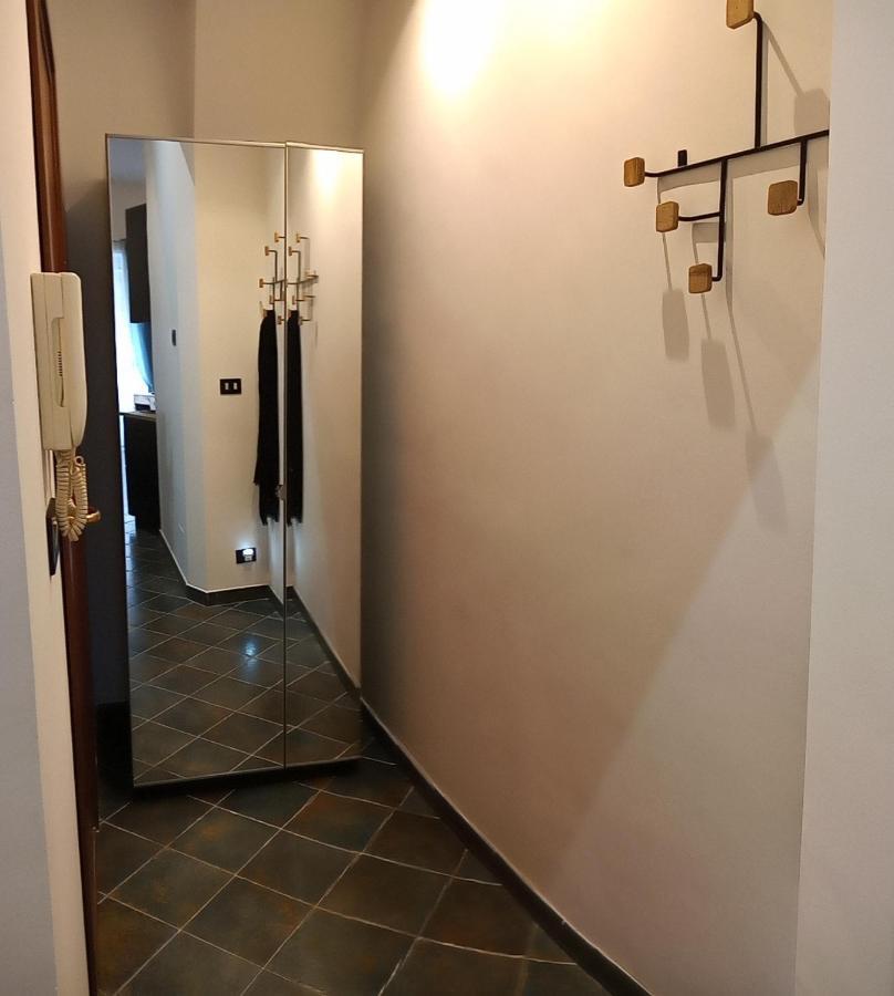 Apartamento Locazione Breve In Pieno Centro "Blue House" Palermo Exterior foto
