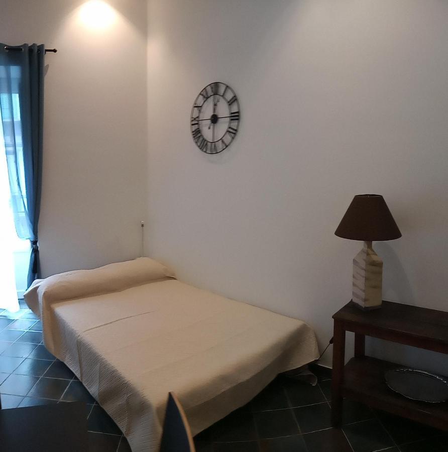 Apartamento Locazione Breve In Pieno Centro "Blue House" Palermo Exterior foto