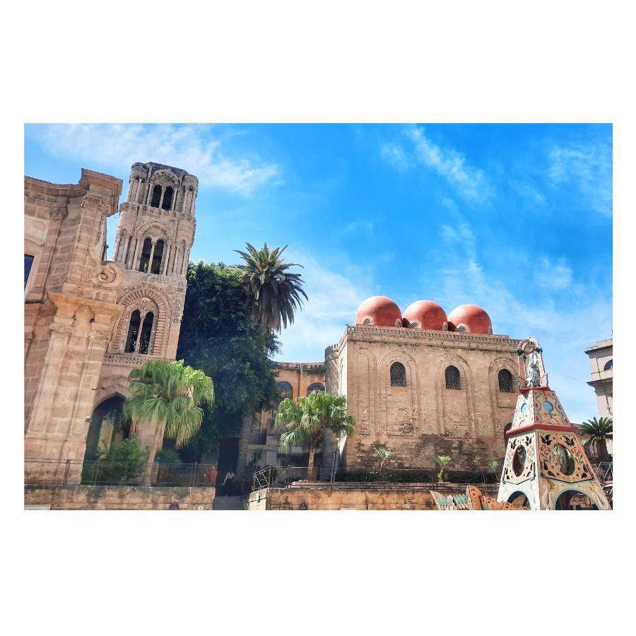Apartamento Locazione Breve In Pieno Centro "Blue House" Palermo Exterior foto